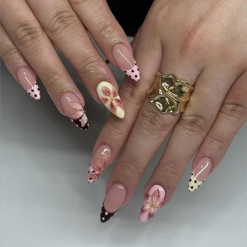 Vista 30 de Uñas postizas largas a presión, color negro, diseño francés y floral, 24