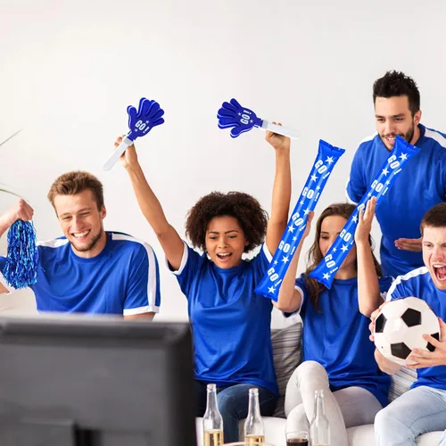 Vista 4 de Hungdao 60 piezas de regalos de fútbol de regreso a casa incluyen 24 palos de trueno, 12 palitos de animación, 24 pompones de animadora para eventos