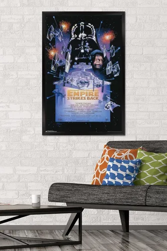 Vista 2 de Star Wars: The Empire Strikes Back - Póster de pared de una hoja, 36 pulgadas de largo x 24 pulgadas, versión enmarcada en negro