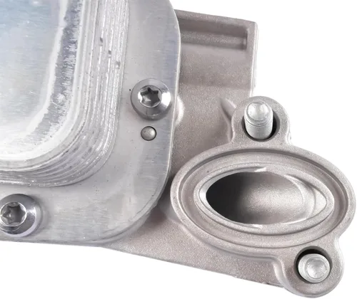Vista 8 de 93186324 Enfriador de aceite del motor con filtro de repuesto para 2009-2020 Chevy Aveo Cruze Malibu Sonic Trax Cascada Encore Pontiac G3 Saturn