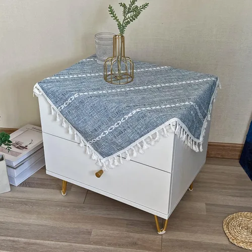 Vista 14 de Mantel Redondo Pequeño de Lino Rústico para Mesita de Noche con Rayas Bordadas Lavable Azul Cubierta de Mesa Estilo Granja con Puntadas y Borlas