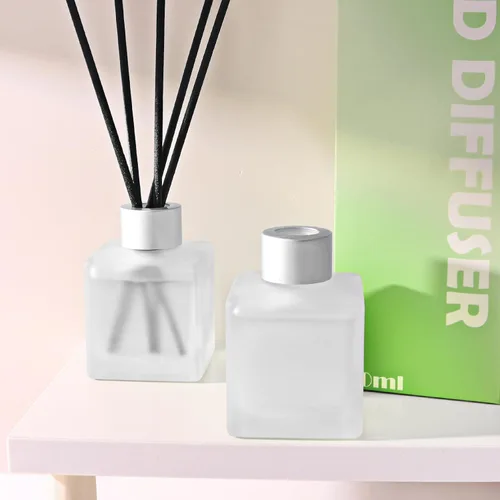 Vista 2 de Difusor de junco, aceite esencial de bambú y té blanco con varillas difusoras para decoración de habitación, 3.4 onzas líquidas (3.4 fl oz) de larga
