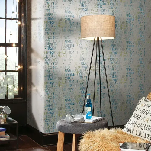 Vista 9 de RoomMates RMK12020WP - Papel tapiz autoadhesivo de Ciudades azules y verdes del mundo