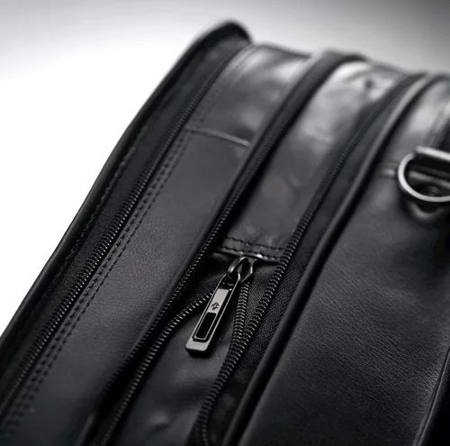 Vista 4 de Samsonite Maletín extensible de cuero de 17 pulgadas, Negro -, Maletín extensible de cuero