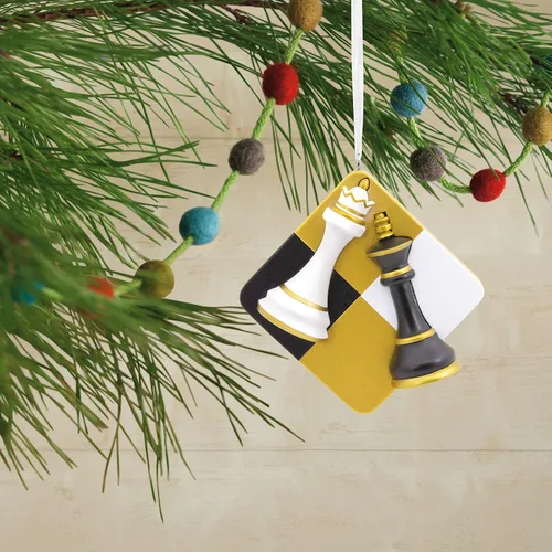 Vista 5 de Hallmark Puzzle Cube Adorno de Navidad