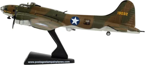 Vista 5 de Daron Postage Stamp B17E Flying Fortress 1/155 My Gal Sal