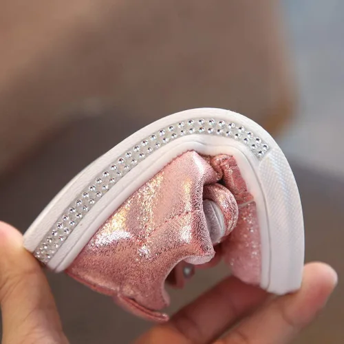 Vista 6 de XGao Zapatillas de deporte para bebés, niños y niñas, zapatos sin cordones para bebés, niñas y niñas, con lentejuelas brillantes, zapatos deportivos