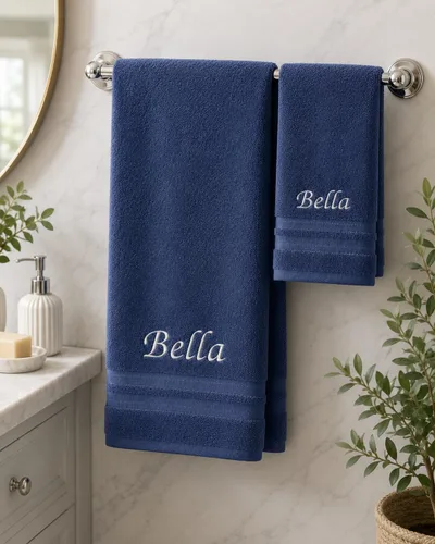 Vista 2 de Liberty21 Toallas de baño y manos bordadas de lujo, 100% algodón. Toallas bordadas personalizadas con monogramas. El juego incluye: 1 toalla de baño