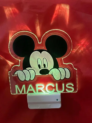 Vista 7 de Mirror Mania Store Lámpara de mouse con enchufe de luz nocturna LED personalizada grabada gratis hecha a pedido, decoración de habitación de niñas