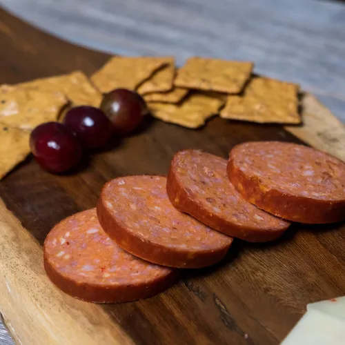 Vista 8 de Pepper Joe’s Salchichón Carolina Reaper de verano – Salchichón ahumado lentamente y picante de verano con el pimiento más picante del mundo y carne