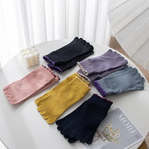 Vista 27 de Calcetines de yoga con dedos de pilates con empuñaduras para mujer, antideslizantes, acolchados, florales, calcetines tobilleros para baile de ballet