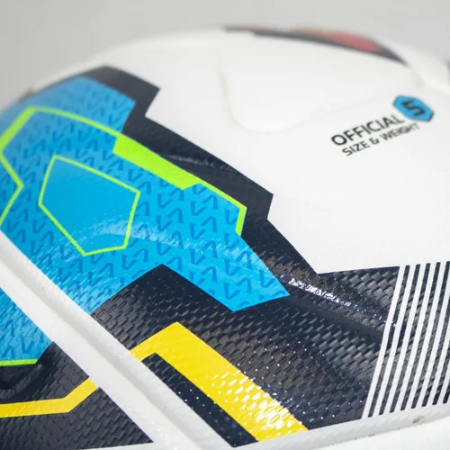 Vista 5 de Soccer Innovations Speed Demon - Balón de fútbol NFHS, diseño de 12 paneles, tamaño 5, alta visibilidad