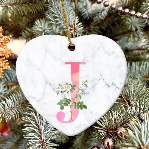 Vista 6 de Adorno de Navidad de cerámica con forma de corazón, rosa, acuarela, inicial, alfabeto, letra J, adorno para árbol de Navidad, recuerdo de boda