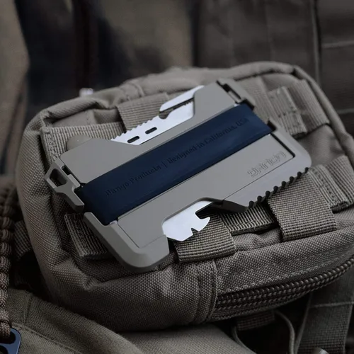 Vista 6 de Dango T01 Billetera táctica EDC - Hecha en Estados Unidos - Cuero genuino, Multiherramienta, Bloqueo RFID