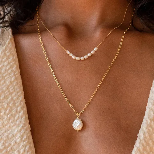Vista 4 de TOBENY Pearl Necklaces for Women 14k Gold Plated Handmade White Faux Pearl Choker Necklace Dainty Freshwater Small Tiny Beaded Pearl Strand Chain