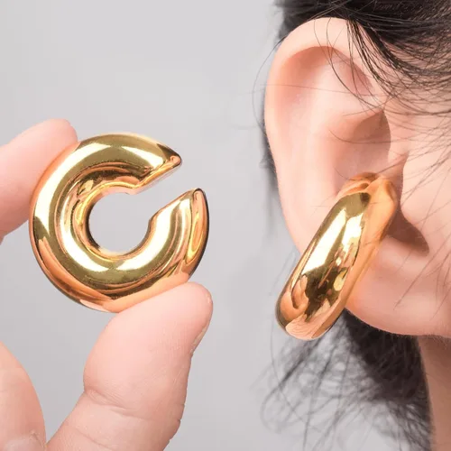 Vista 3 de Juego de aretes gruesos para mujer, sin perforación, de oro de 14 quilates y aretes de plata