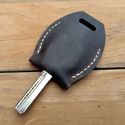 Vista 12 de Handmade Keychain Leather Protective Key Holder Large Capacity Protective Case Key Cover Protective Case Keychain