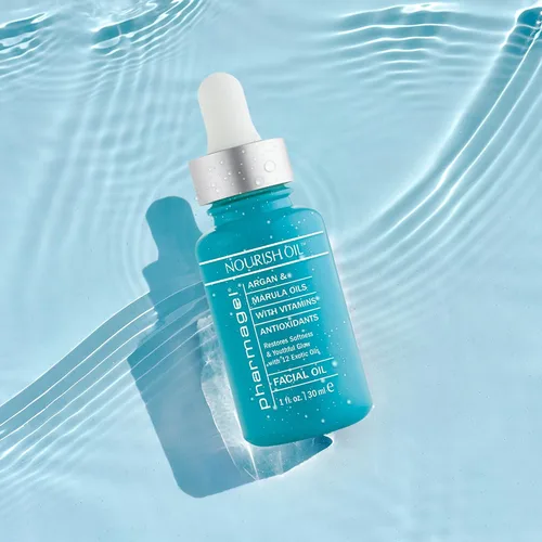 Vista 4 de Pharmagel Aceite facial nutritivo Aceite facial antienvejecimiento con 12 aceites exóticos incluyendo semillas de aguacate y romero, alivio