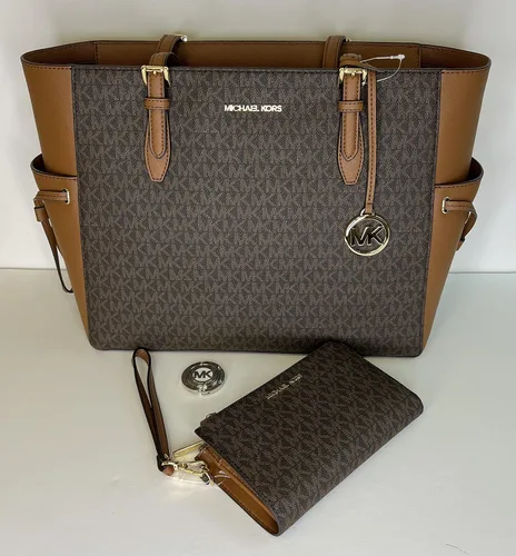 Vista 2 de Michael Kors MICHAEL Michel Kors Gilly - Bolsa de viaje con cordón grande con doble cierre para la muñeca