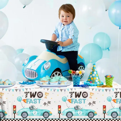 Vista 5 de GREHUMOR 3 manteles de cumpleaños de auto de carreras rápidas para niños, banderas azules a cuadros, cubierta de mesa de volante de carreras, mantel