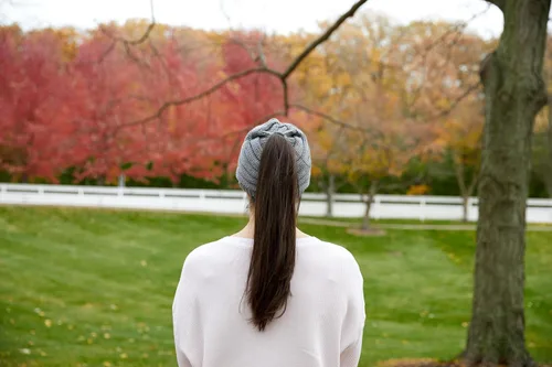 Vista 62 de Funky Junque - Gorro para mujer con ranura para cola de caballo