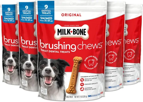Vista 12 de Milk-Bone Original Masticables para Cepillar, 35 Golosinas Dentales Diarias para Perros de Tamaño Pequeño/Mediano, Acción de Frotamiento Ayuda a
