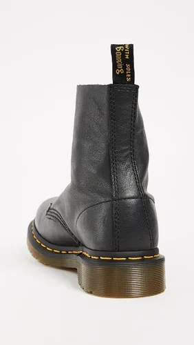 Vista 4 de Dr. Martens Women's 1460w Originals Eight-Eye Lace-up Boot 1460 W