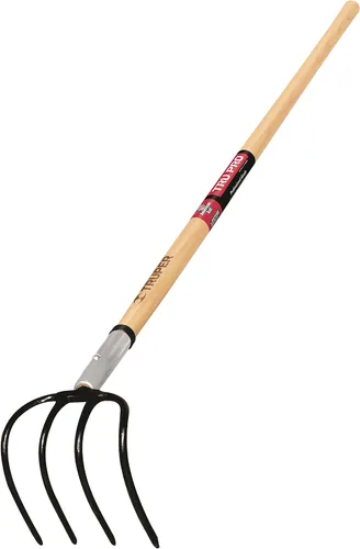 Vista 6 de Truper GreenBuilt Cultivador soldado de 4 dientes, mango de madera dura encerada de alta calidad, herramienta de aireación y deshierbe de alta