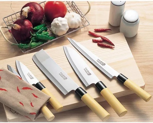 Vista 6 de Juego de 5 cuchillos de cocina japoneses (caja de madera) Mr. Takaaki Nakamura