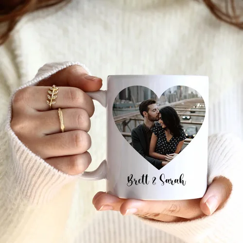 Vista 9 de Tazas de café personalizadas con iniciales y letra de nombre, tazas de nombre personalizadas, regalo divertido para novio y novia, tazas de doble