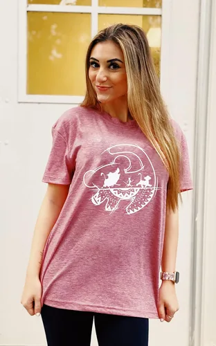 Vista 4 de Camisa Mágica para Mujer, Playera del Reino Mágico, Playera de Vacaciones Familiares, Camiseta del Castillo, Cree en la Magia, Tops para Viaje