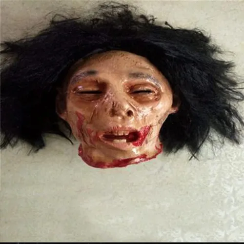 Vista 20 de RiceelSor Decoración colgante de cabeza dividida para Halloween, diseño de cadáver sangriento, de terror, de tamaño real, con peluca, disfraz