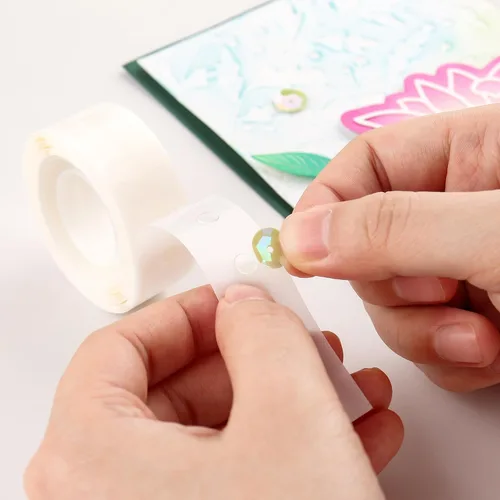 Vista 7 de Briartw 300 puntos adhesivos ultrafinos para manualidades, mini puntos de pegamento transparentes de 1/8 pulgadas (0.118 in), puntos adhesivos