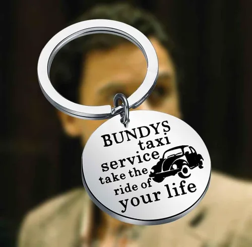 Vista 6 de OKEYCH Regalo inspirado en el asesino en serie, Bundys Taxi Service Take The Ride Of Your Life Llavero Serial Killer Fan Jewelry