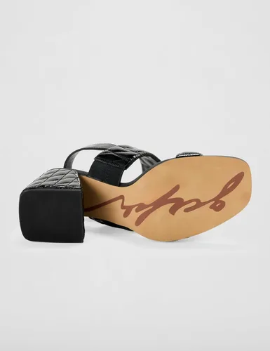 Vista 4 de Karl Lagerfeld Paris womens Sarina Quilted Open Toe Leather Heeled Sandal negro acolchado