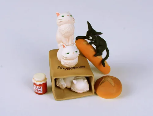 Vista 4 de Ensky - Servicio de entrega de Kiki - Figura apilable Jiji