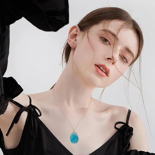 Vista 4 de iLH - Dije de diamantes de imitación para mujer, con letras, de compromiso, joya para regalar de ZYooh, talla única