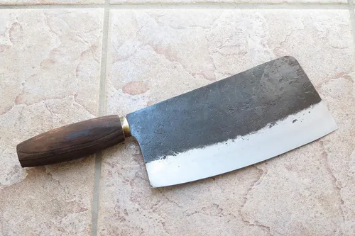 Vista 2 de Crude - Cuchillo de chef chino de alta calidad, 8 pulgadas, acero al carbono, hecho a mano