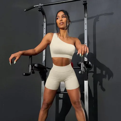Vista 3 de Plubedo Conjuntos de entrenamiento para mujer, 2 piezas, acanalados, sin costuras, con un hombro, de cintura alta, para yoga, conjunto deportivo