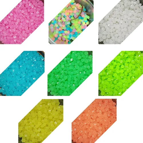 Vista 6 de 100 piedras luminosas para acuario, rombos de resina que brillan en la oscuridad, decoración luminosa de pecera, cubos de hielo, diamantes