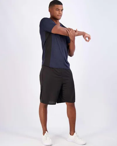 Vista 5 de Real Essentials - Paquete de 5 camisetas deportivas Dry-Fit con tecnología de rendimiento atlético y cuello en V para hombre, absorben la humedad