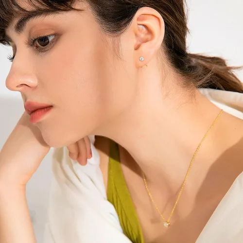 Vista 4 de Aretes pequeños de plata de ley 925 para mujer