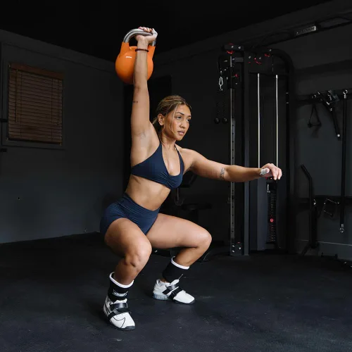 Vista 2 de Titan Fitness Pesa rusa de competencia, fundición de una sola pieza, marcas KG, entrenamiento de cuerpo completo