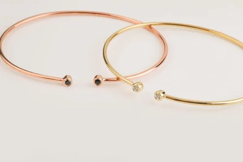Vista 2 de Elegante joyero para mujer, pulsera de diamantes en oro macizo de 9k, 14k y 18k, brazalete de dos diamantes, brazalete de oro femenino para ella