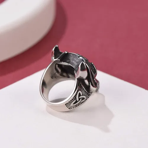 Vista 8 de FaithHeart Norse Viking Jewelry - Anillo de acero inoxidable de guerrero para hombre con diseño vikingo de cabeza de lobomartillo de Thor