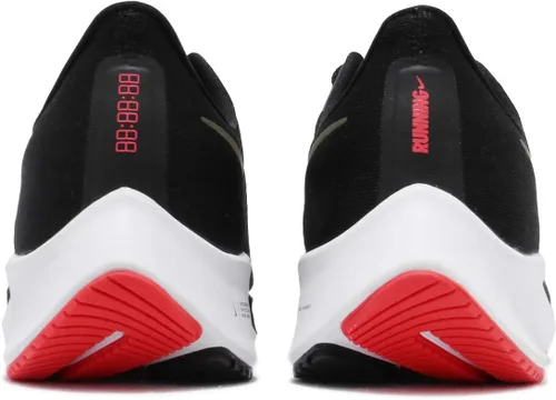 Vista 3 de NIKE RACE - Tenis de correr para hombre, negro, 8