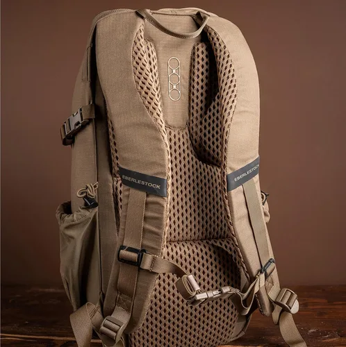Vista 4 de Eberlestock Brute Scout Day Pack – Mochila ligera de caza con marco interno con soporte de aluminio, capacidad de 1800ci ci Negro
