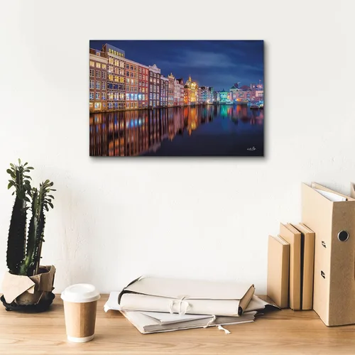 Vista 7 de Epic Graffiti 'Building Row Reflections 2' de Martin Podt, lienzo de arte de pared Giclée, 18 x 12 pulgadas