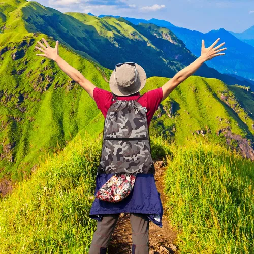 Vista 6 de CALACH Mochila deportiva con cordón, bolsa de gimnasio para yoga, viajes, para mujeres y hombres, tamaño grande con bolsillos con cremallera, MARRÓN