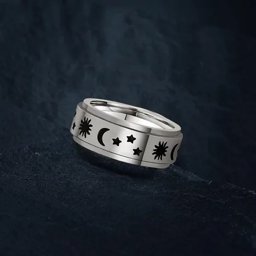 Vista 30 de LAOYOU Anillo giratorio para hombre para alivio de la ansiedad 0.315 in de acero inoxidable negro anillo de ansiedad con incrustaciones de cadena